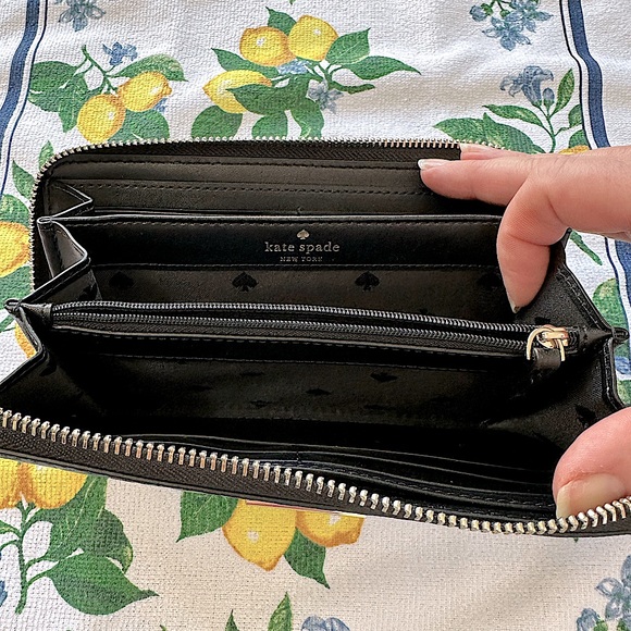 Kate spade continental wallet embossed spade pattern - Picture 7 of 9